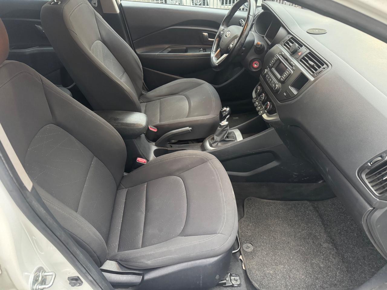 Kia Rio 1.1 CRDi 5p. neopaten garanzia 12 mesi