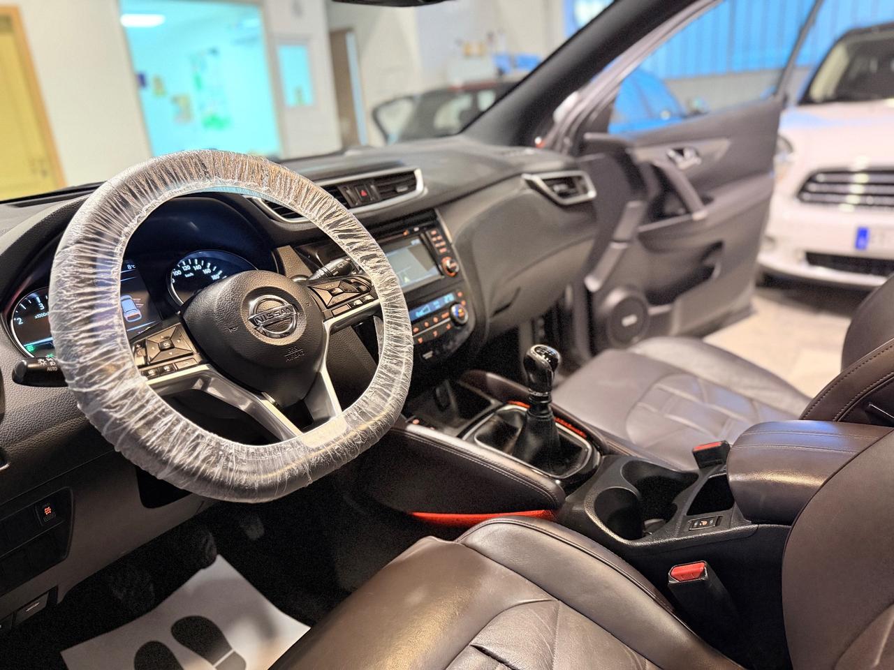 Nissan Qashqai 1.6 dCi 4WD Tekna+Tetto