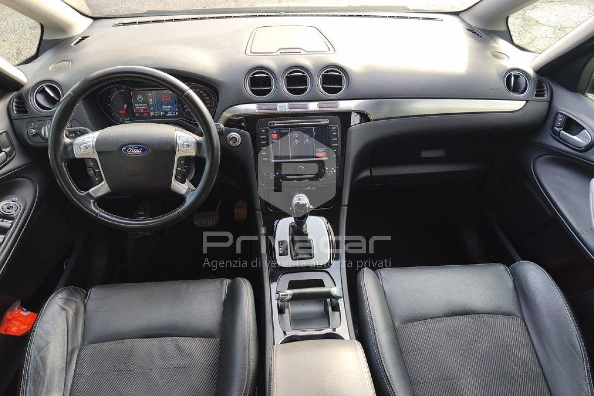 FORD S-Max 2.0 TDCi 163CV Powershift New Titanium