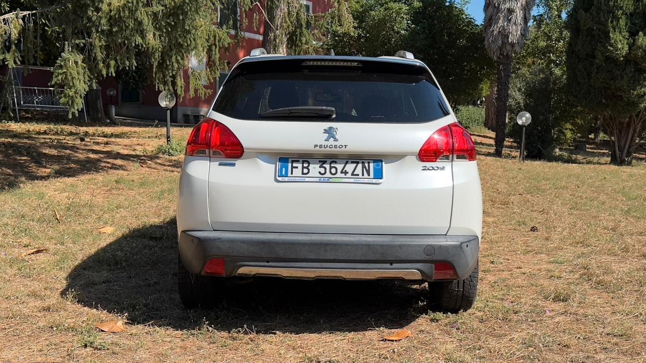 Peugeot 2008 BlueHDi 100 Black Matt 2015 LEGGI TESTO