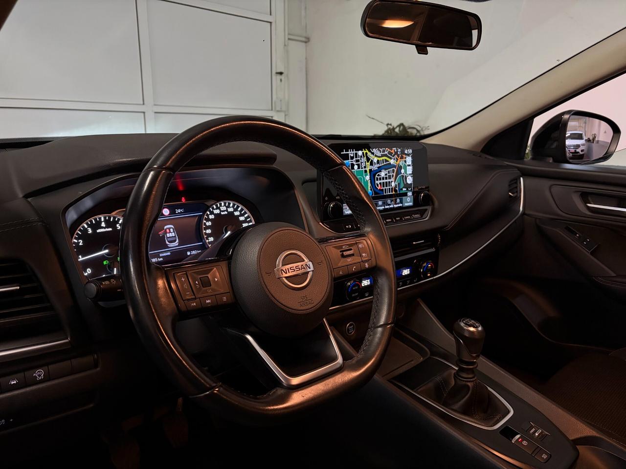 Nissan Qashqai MHEV 140 CV Business