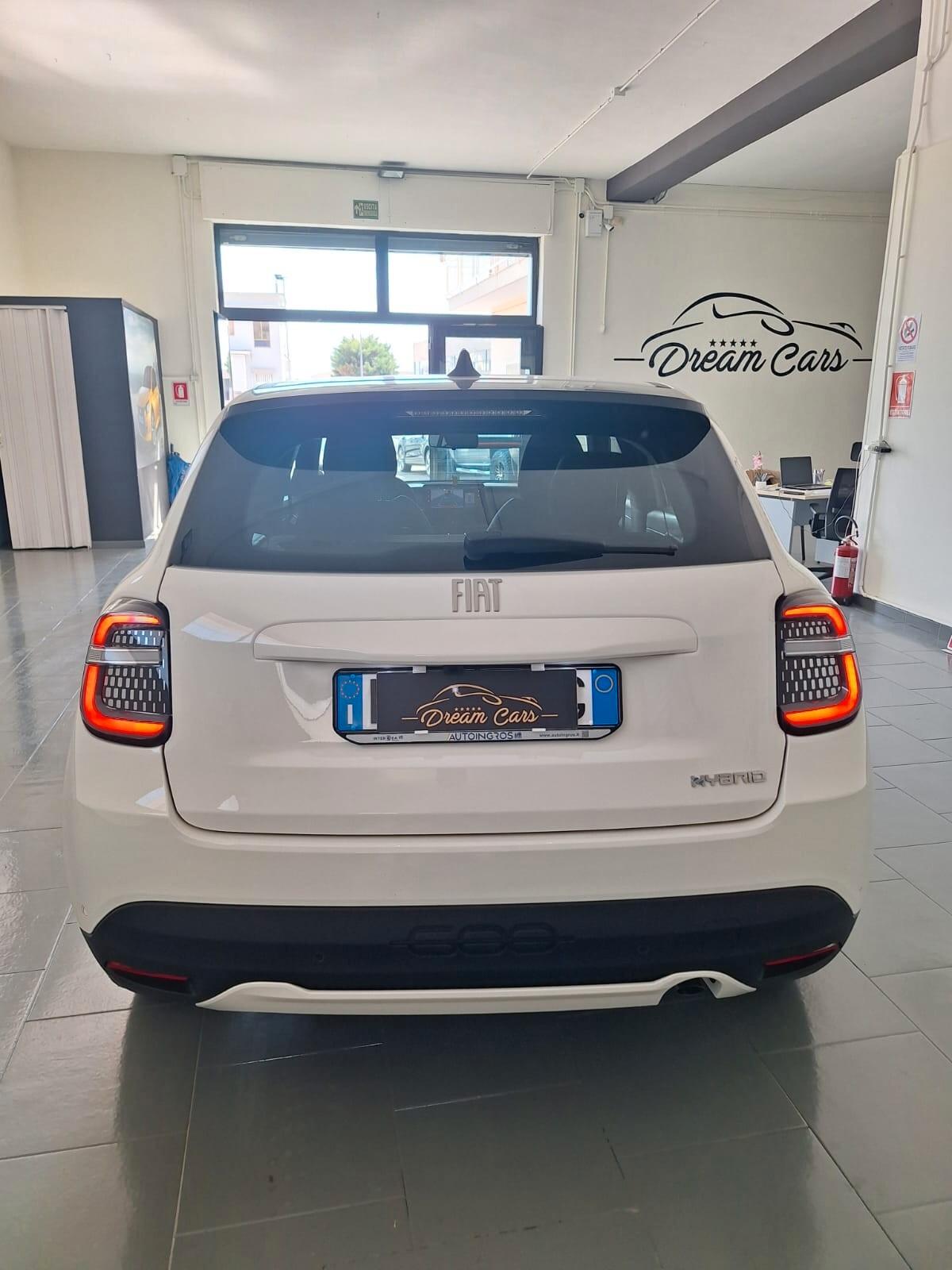 Fiat 600 Hybrid 110 CV DCT MHEV La Prima