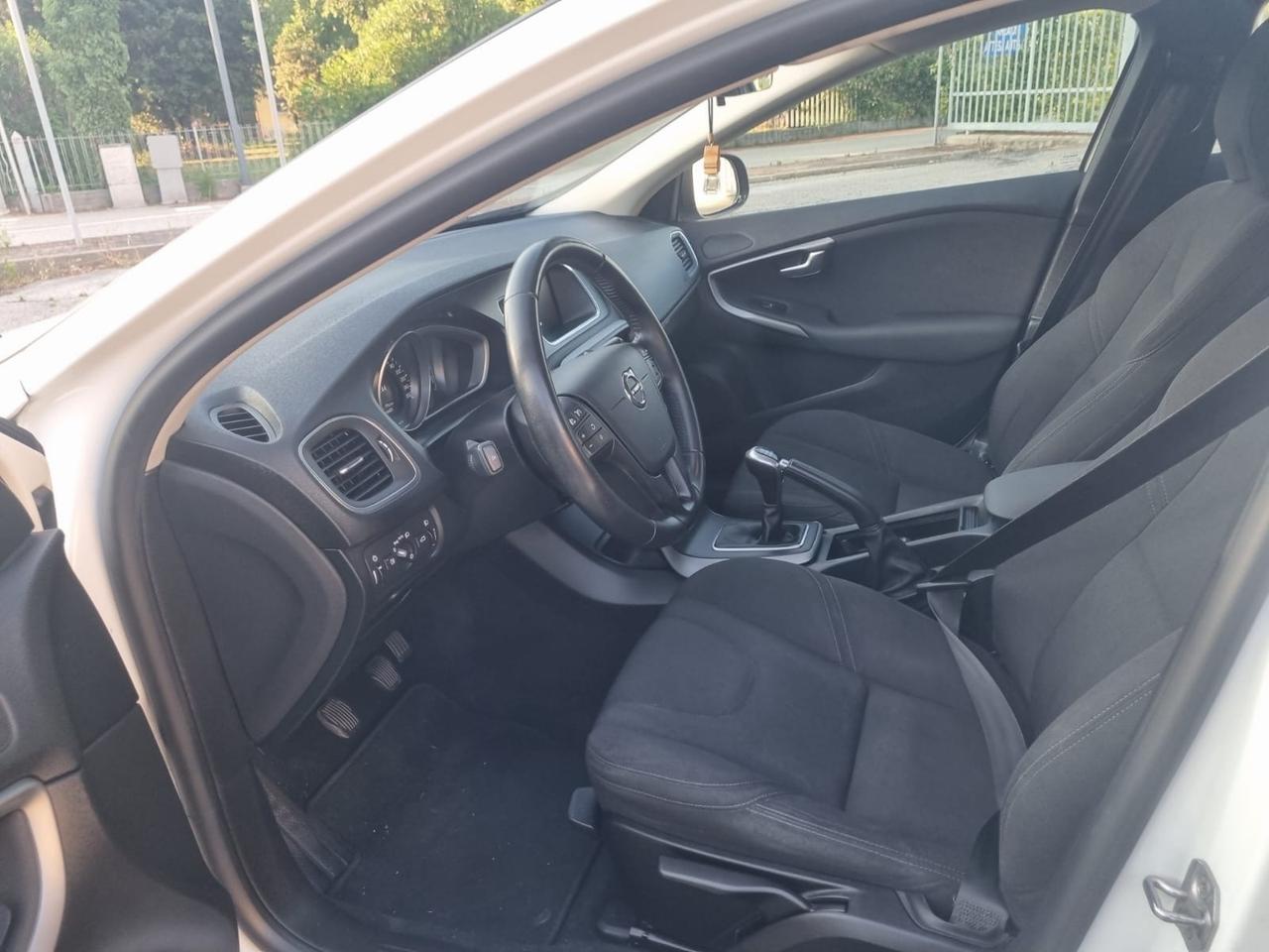 Volvo V40 Cross Country V40 Cross Country D2