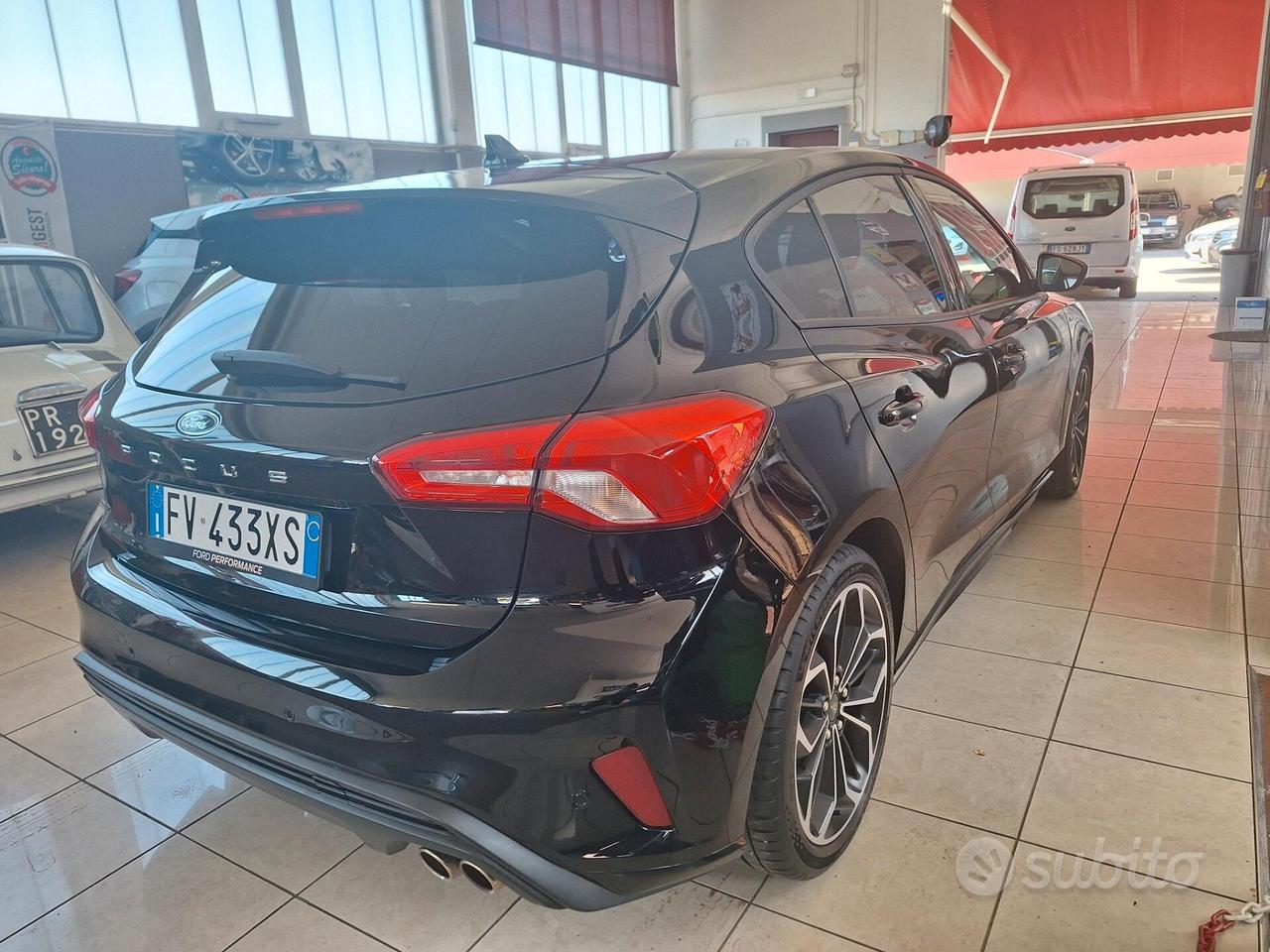 Ford Focus 1.0 - STLine