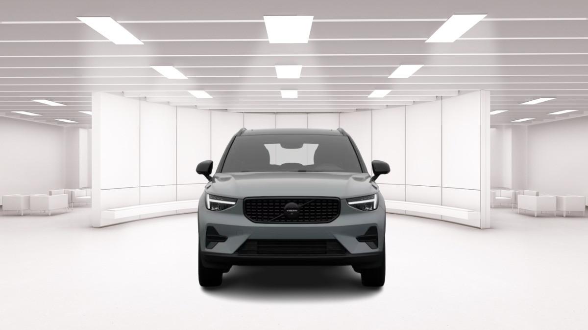 VOLVO Xc40 B3 Mild Hybrid Automatico Ultra Black Edition