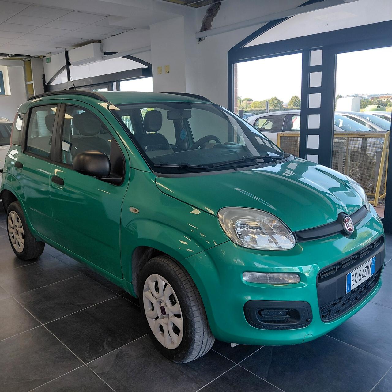 FIAT PANDA ANNO 2015 BZ METANO ADATTA NEOPATENTATI KM 173 MILA