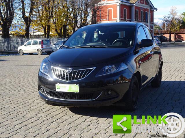 LANCIA Ypsilon 1.0 FireFly 5 porte S&S Hybrid Gold NEOPATENTATI