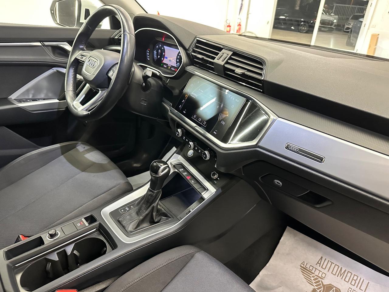 Audi Q3 35 TDI 2.0 150 CV Business Advanced 12.2018