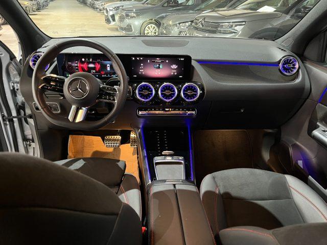 MERCEDES-BENZ GLA 200 d Autom. AMG Premium Plus NIGHT/LED MULTICOL/TELEC