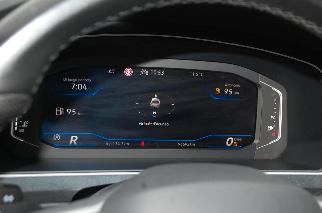 Volkswagen Tiguan 2.0 tdi R-Line 150CV dsg Uff Italy Navi Virtual