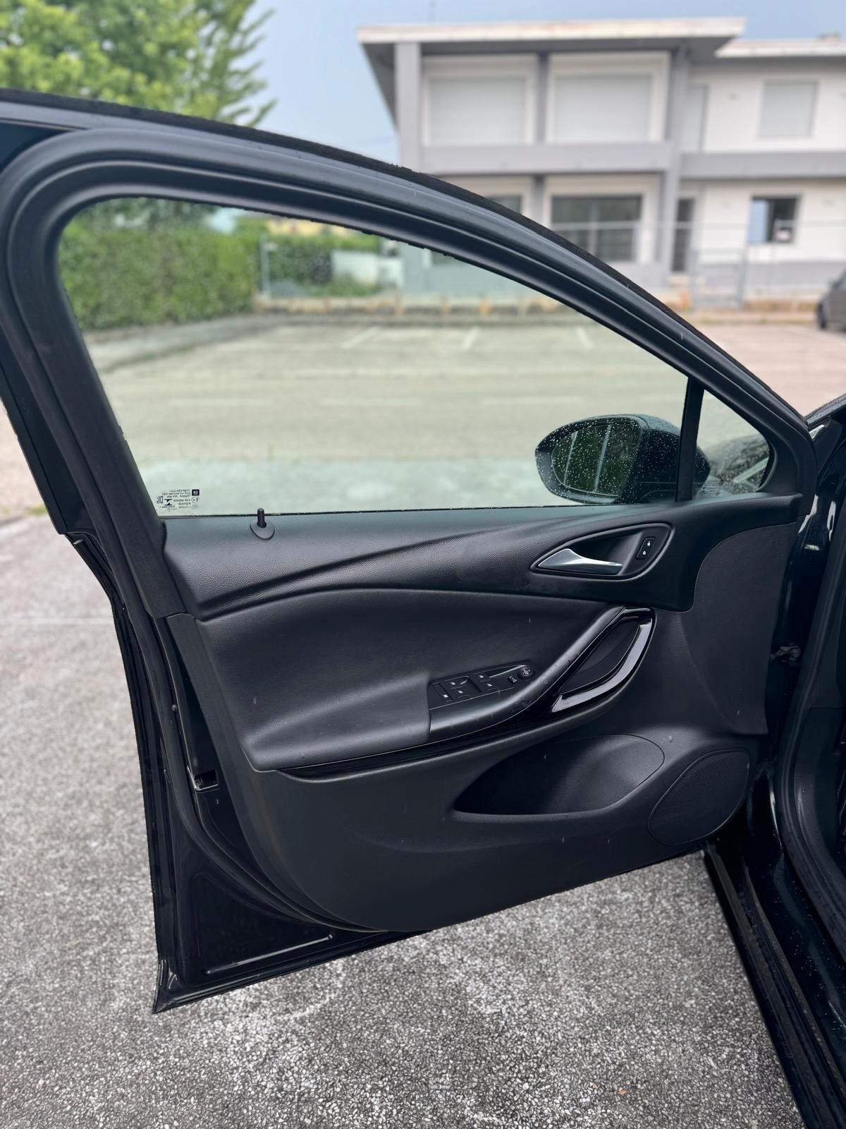 Opel Astra 1.5 CDTI 122 CV S&S AT9 Sports Tourer Ultimate neopatentati