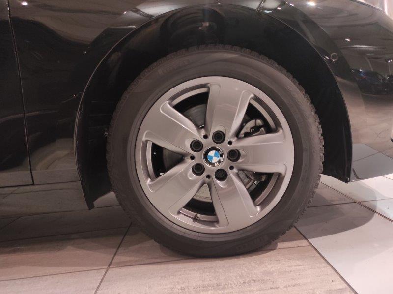 BMW Serie 1 (F40) - 116d 5p. Business Advantage