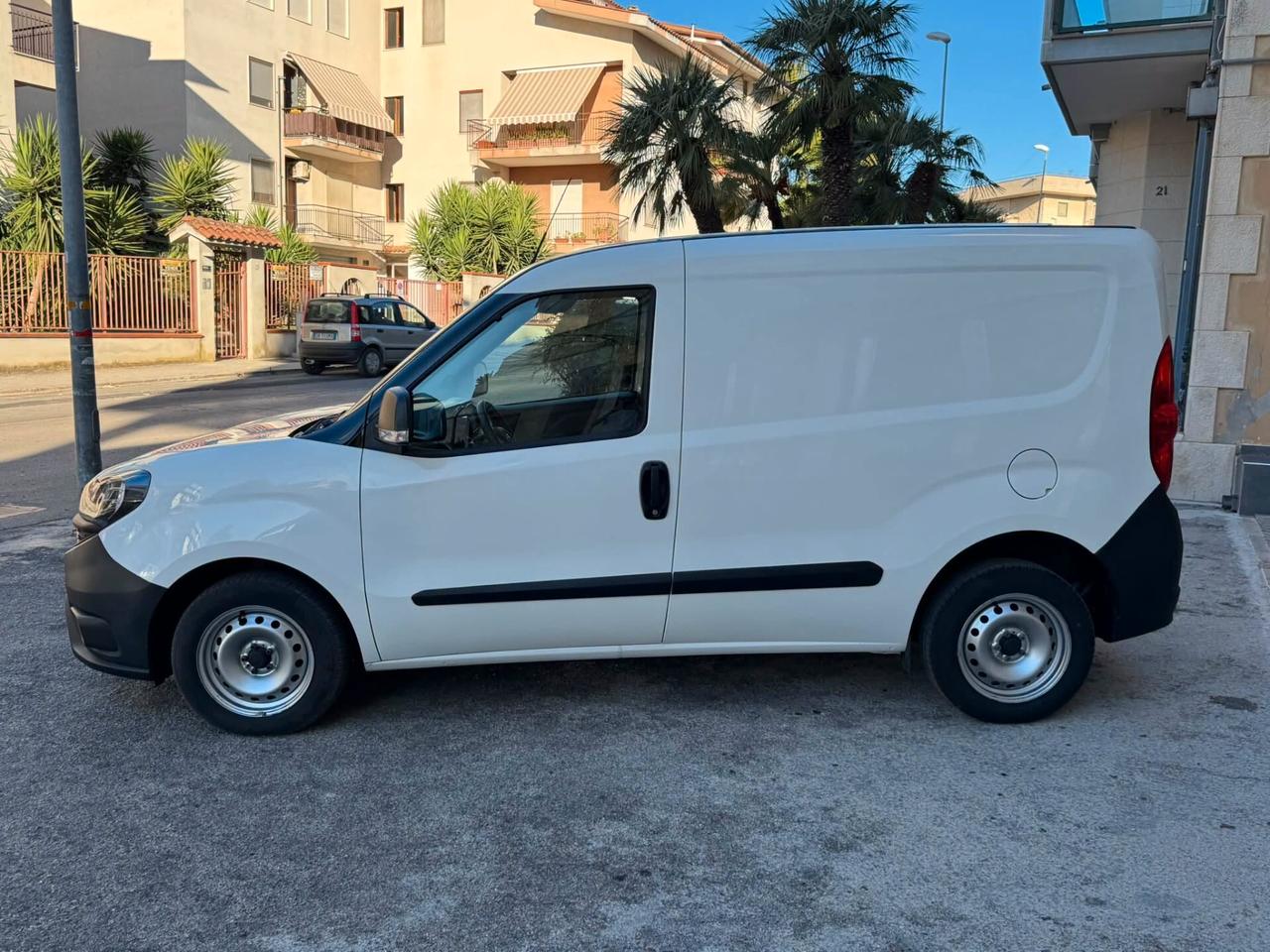 FIAT DOBLO CARGO CH1 1.6 MJ 105 CV. E6 NAVI PERFETTA