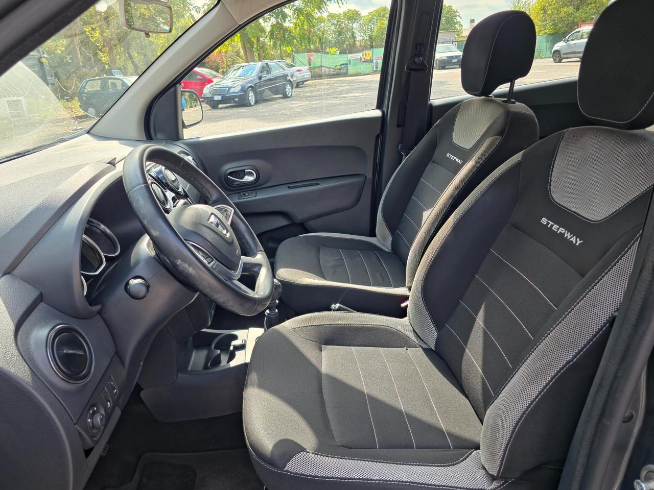 Dacia Lodgy Stepway 1.5 Blue dCi 8V 115CV 7 posti E6 Manuale NEO 2019