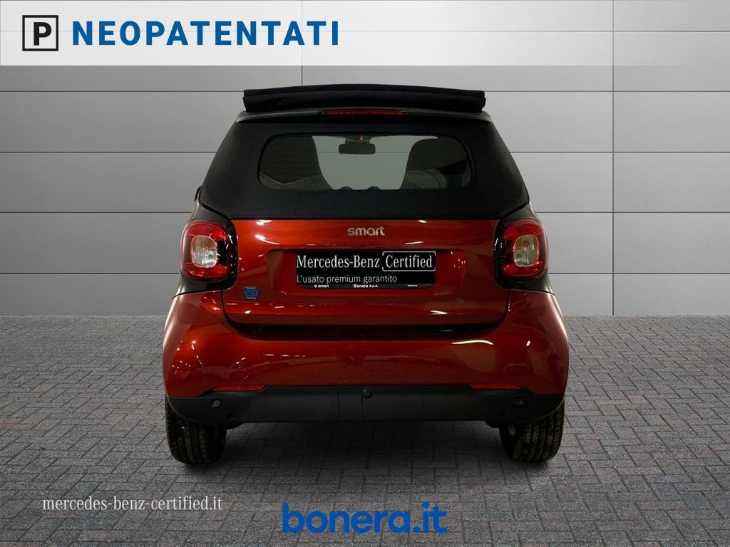 Smart fortwo cabrio 22kW EQ Passion