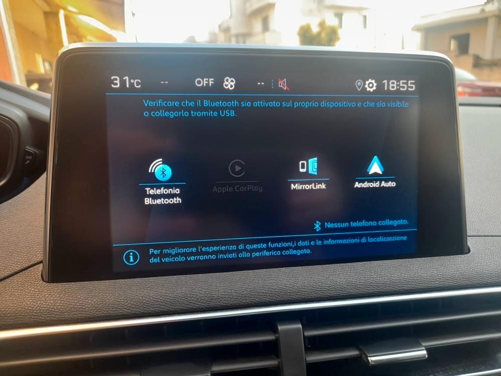 PEUGEOT 3008 1.5 BLUEHDI 130 CV