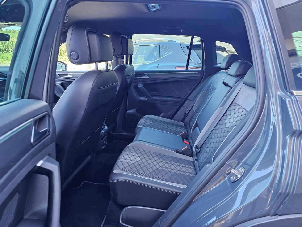 Volkswagen Tiguan 1.5 TSI 150 CV DSG ACT R-Line