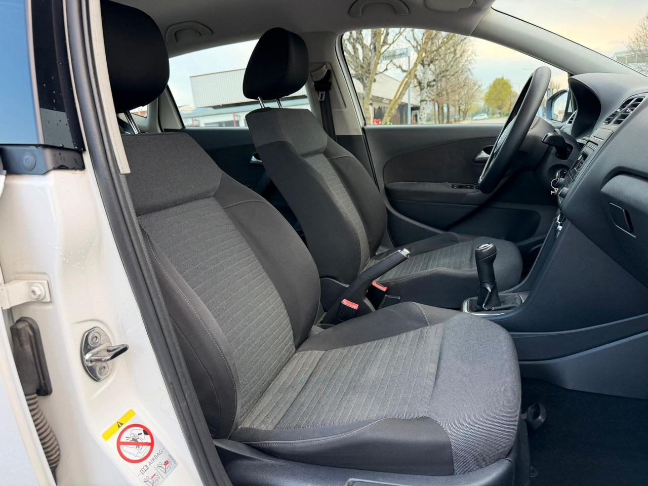 Volkswagen Polo 1.6 TDI EURO 5 Neopatentati