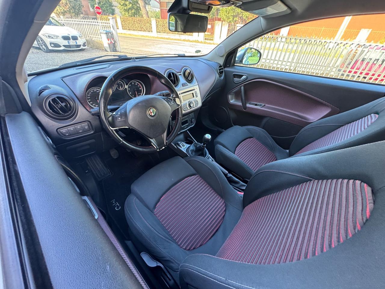 Alfa Romeo MiTo 1.4 105 CV M.air S&S Distinctive Sport Pack