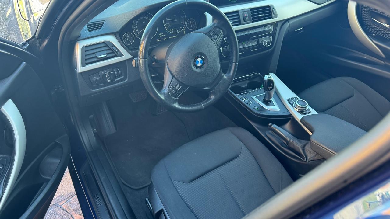 Bmw 320 320d xDrive Touring Msport pari a nuova