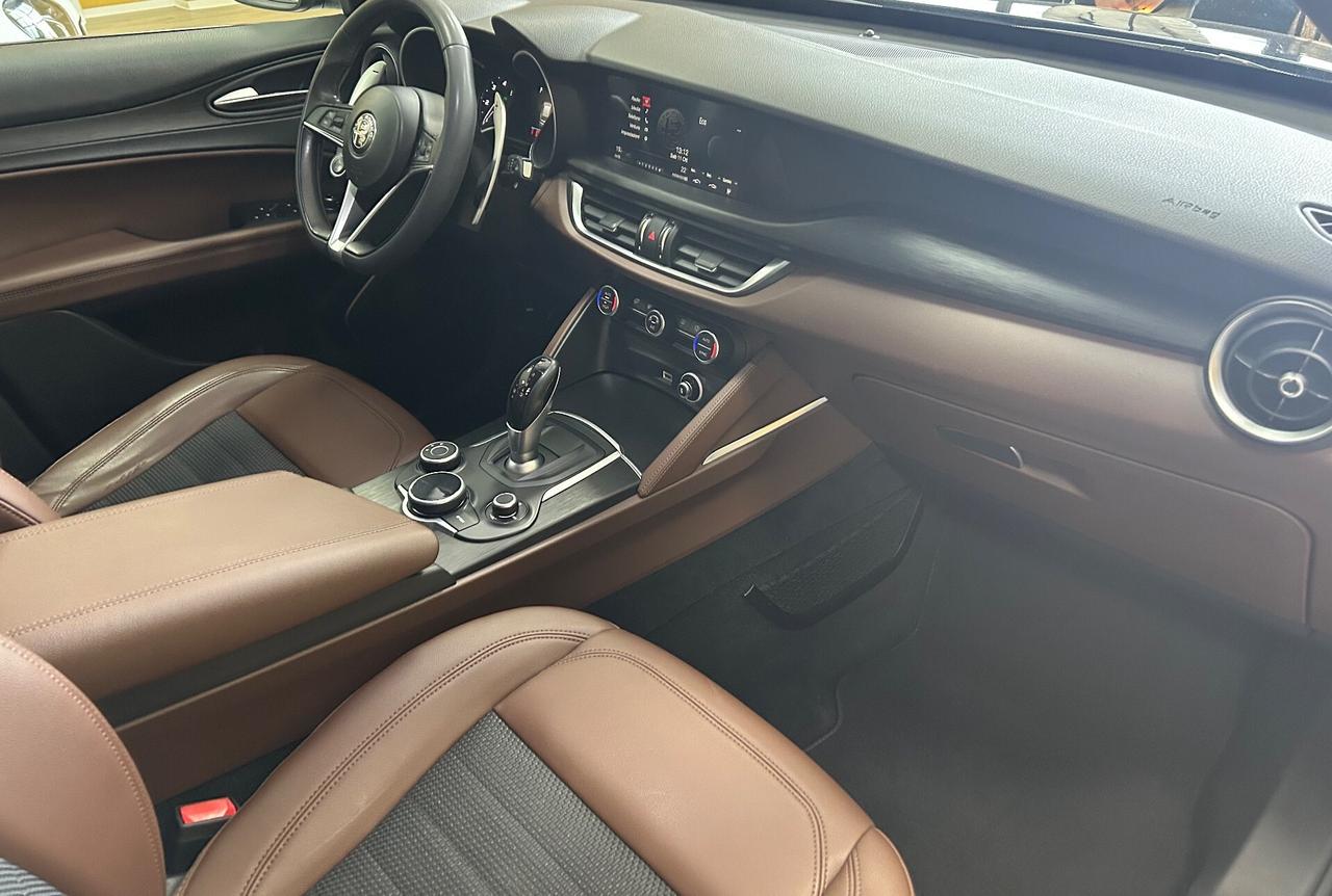 ALFA ROMEO STELVIO 2.2 Turbodiesel 150 cv - 2018
