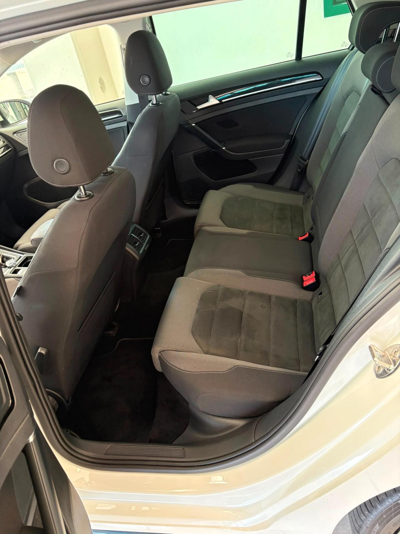 Volkswagen Golf 2.0 TDI DSG 5p. Executive BlueMotion Technology