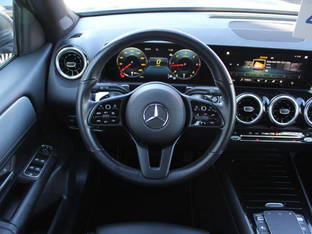 MERCEDES-BENZ GLB 180 d Automatic Sport