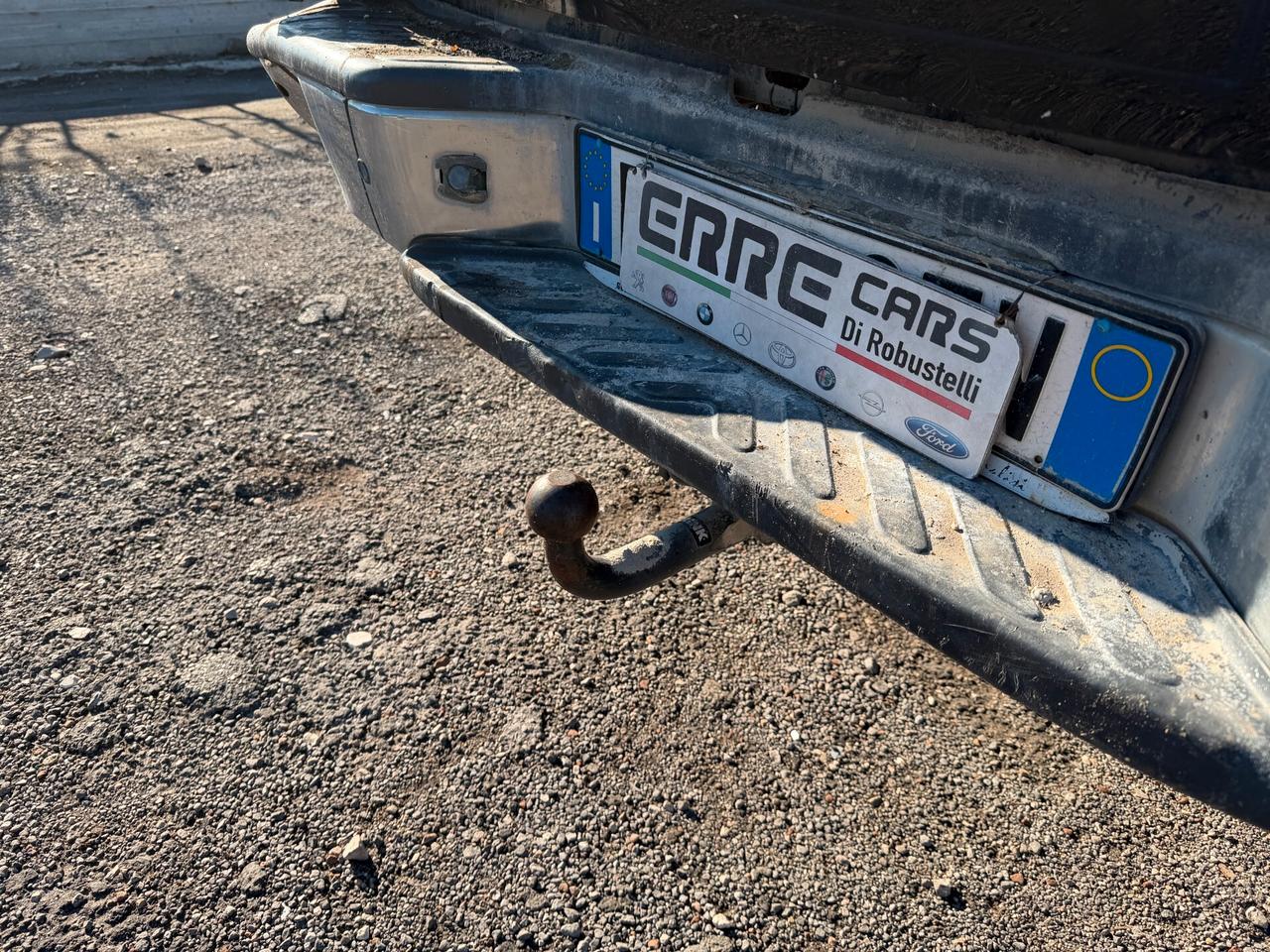 NISSAN NAVARA 4x4 ANNO 2012 2.5 DIESEL 190 CV