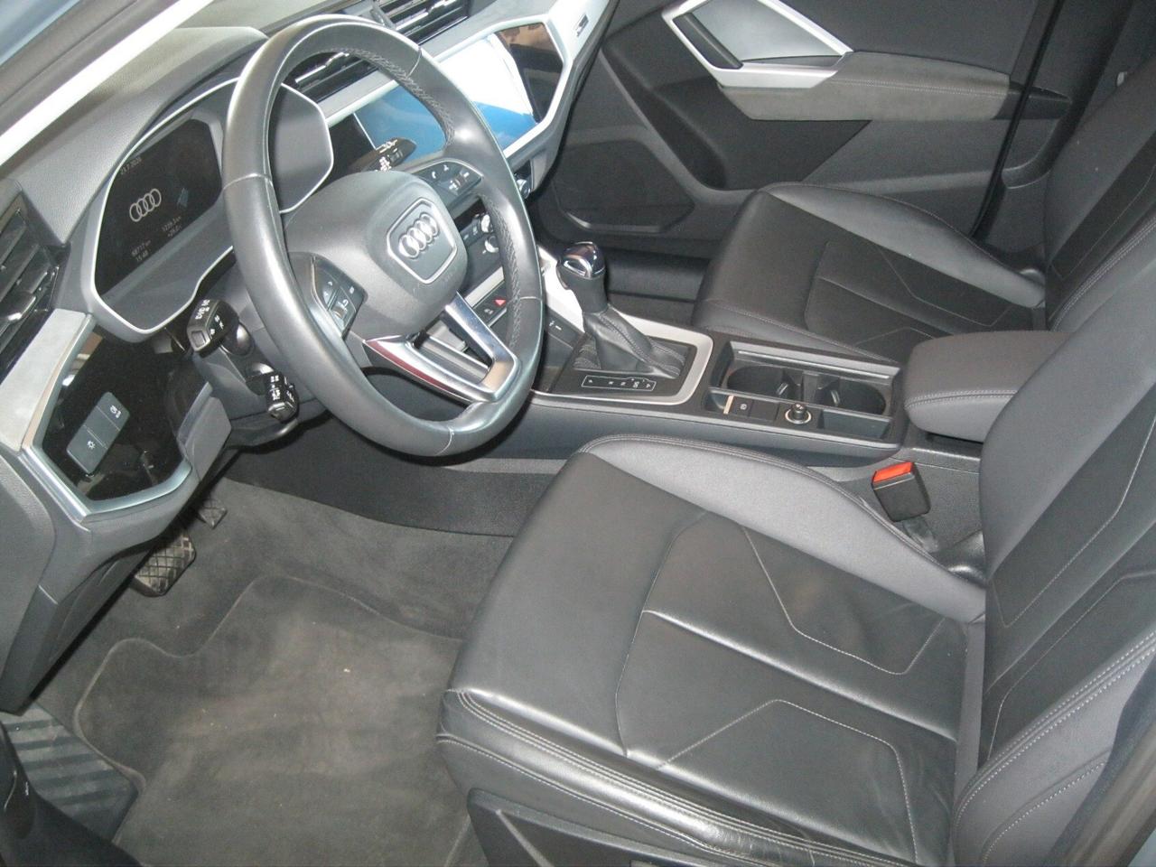 Audi Q3 35 TDI S tronic Business Advanced