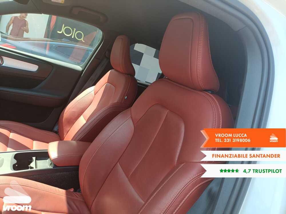 VOLVO XC40 (2017-->) XC40 T3 Momentum