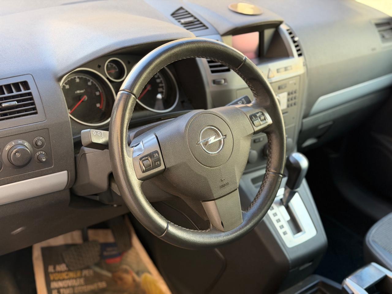 Opel Zafira 1.9 16V CDTI 150CV Cosmo cambio Aut