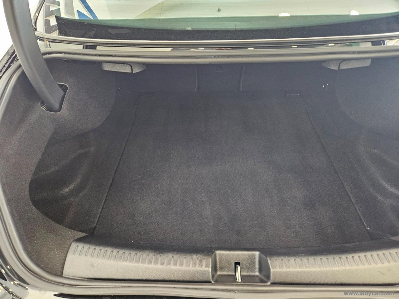 MERCEDES-BENZ CLA 200 d Automatic Premium