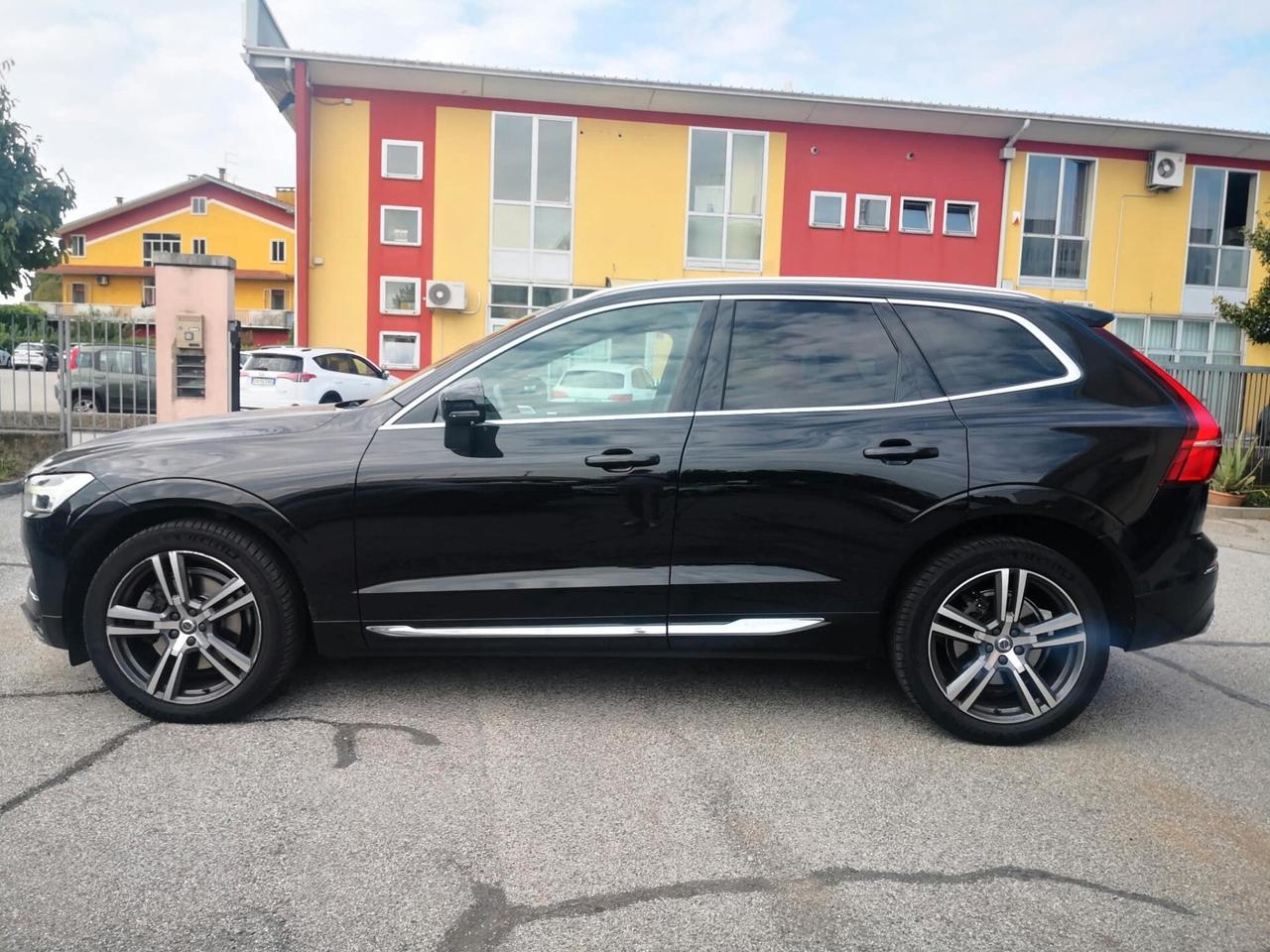 Volvo XC60 B4 (d) AWD Geartronic Inscription