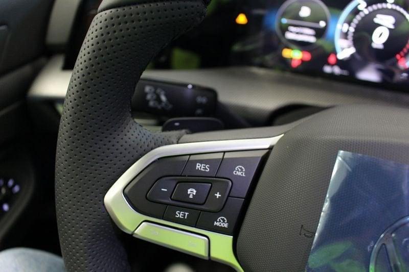 Volkswagen Golf 2.0 TDI 150 CV DSG SCR R-Line Plus