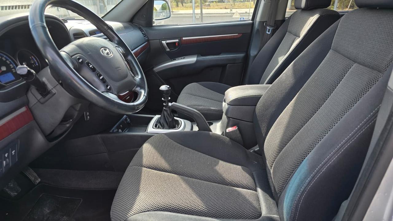 Hyundai Santa Fe 2.2 CRDi VGT Active 5 p.ti