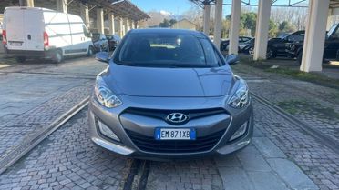 HYUNDAI i30 1.6 CRDi 5p. Comfort OK NEOPATENTATI