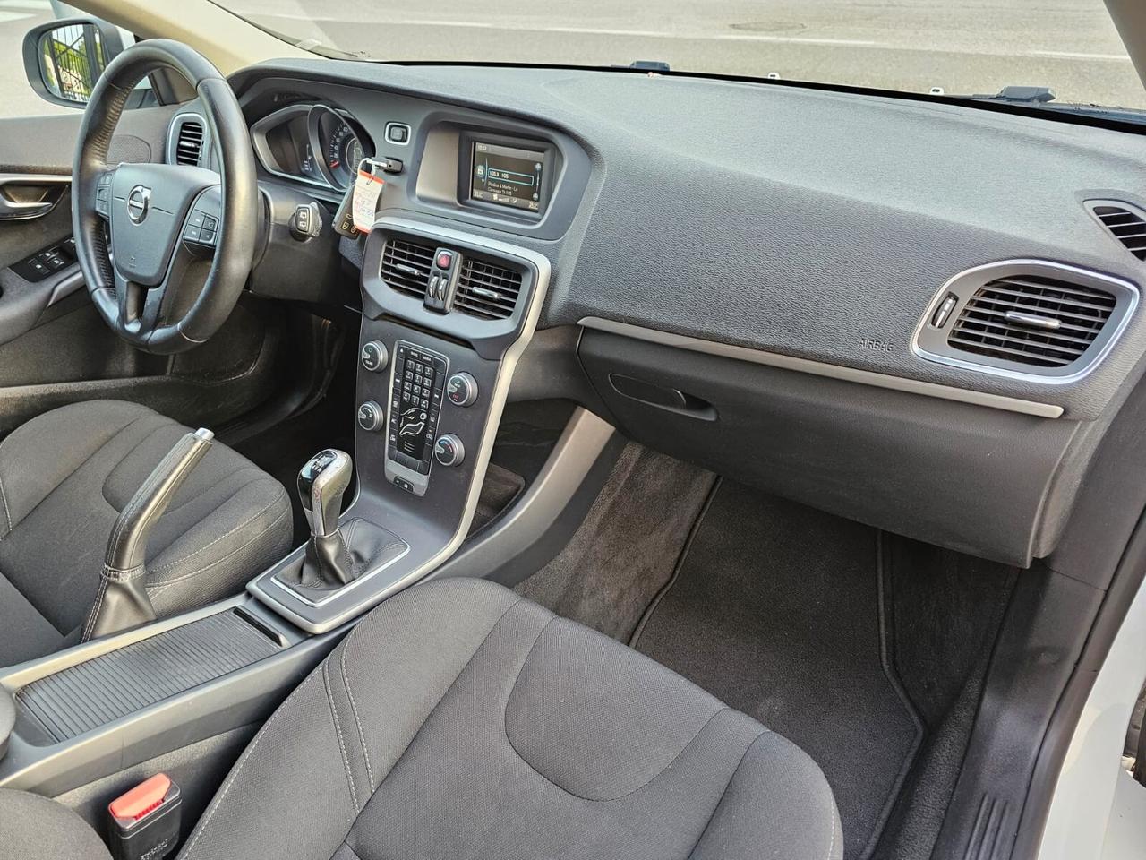 Volvo V40 2.0 D2 Kinetic*Clima*Cerchi*Euro6*Unipro*