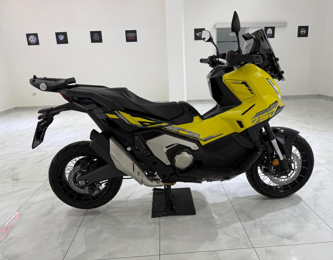 Honda X-ADV 750 EDIZIONE SPECIALE