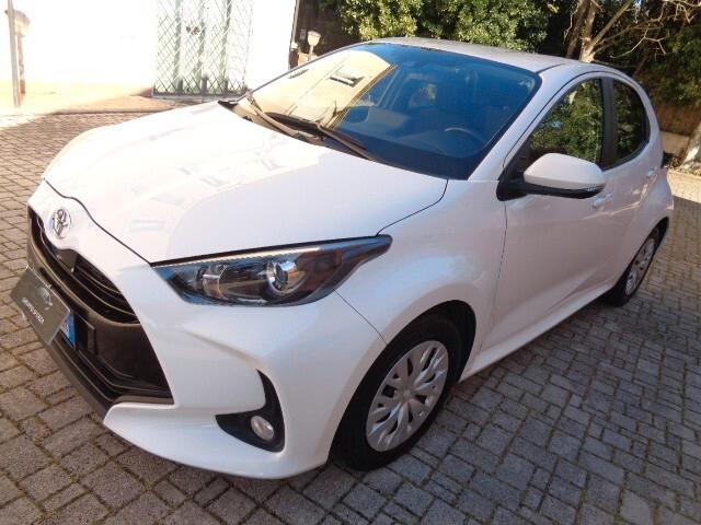 Toyota Yaris 1.0 5 porte Active 72 cv NESSUN VINCOLO DI FINANZIAMENTO