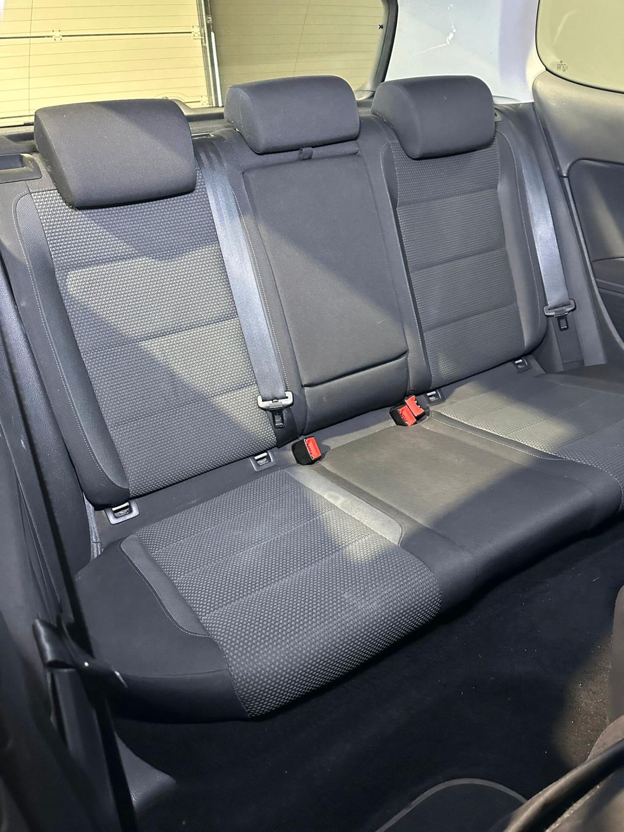 Volkswagen Golf 1.6 TDI Comfortline BLUEMOTION TECH