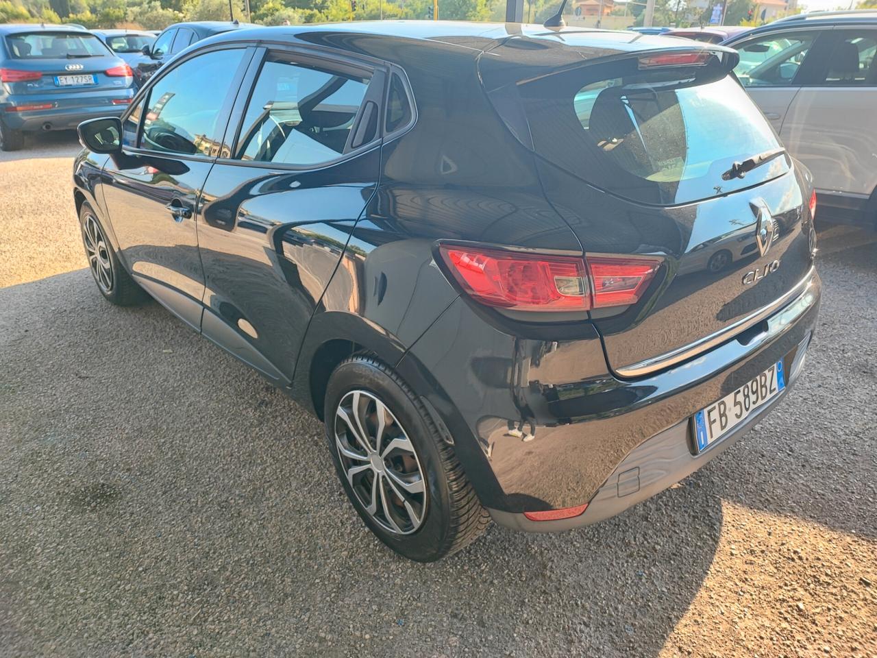 Renault Clio 1.5 dCi 8V 75CV 5 porte Wave
