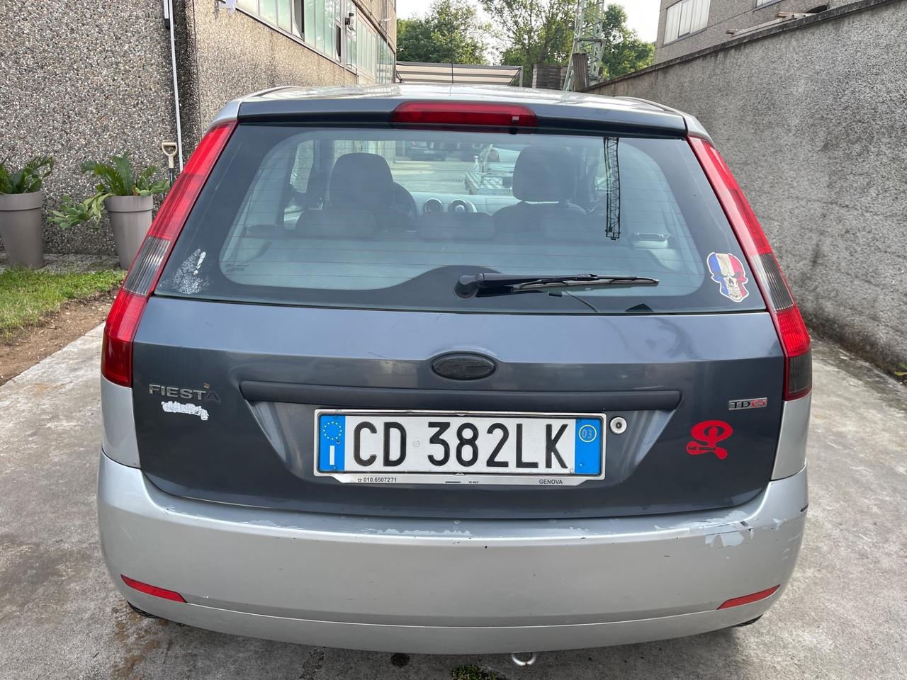 Ford Fiesta 1.2 benzina euro4 neopatentati