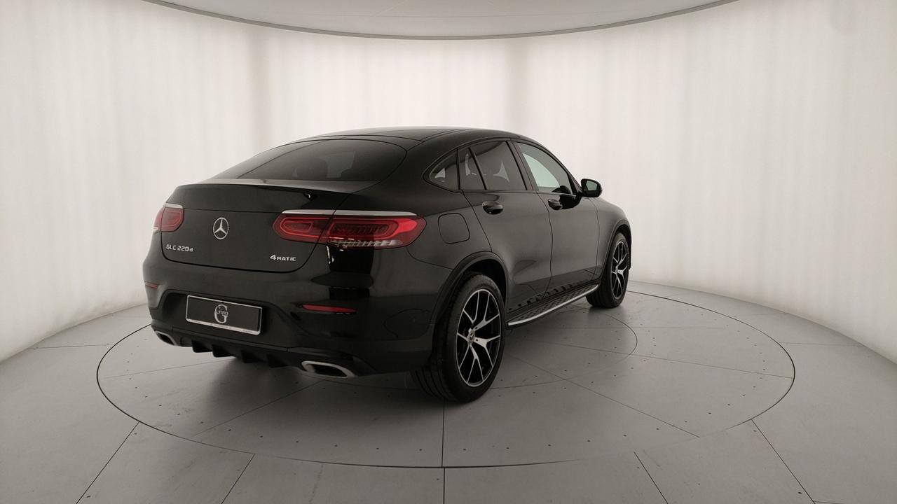 Mercedes-Benz GLC Coupe - C253 2019 - GLC Coupe 220 d Premium Plus 4matic