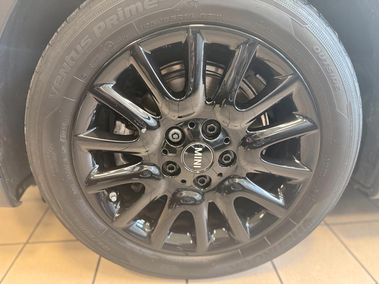 Mini 1.5 Cooper Resolute