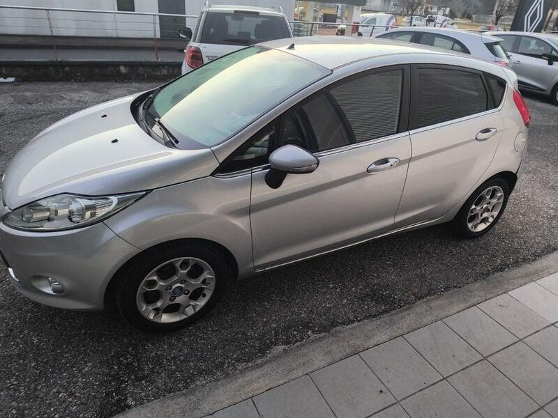 Ford Fiesta Fiesta 1.4 TDCi 5P Titanium