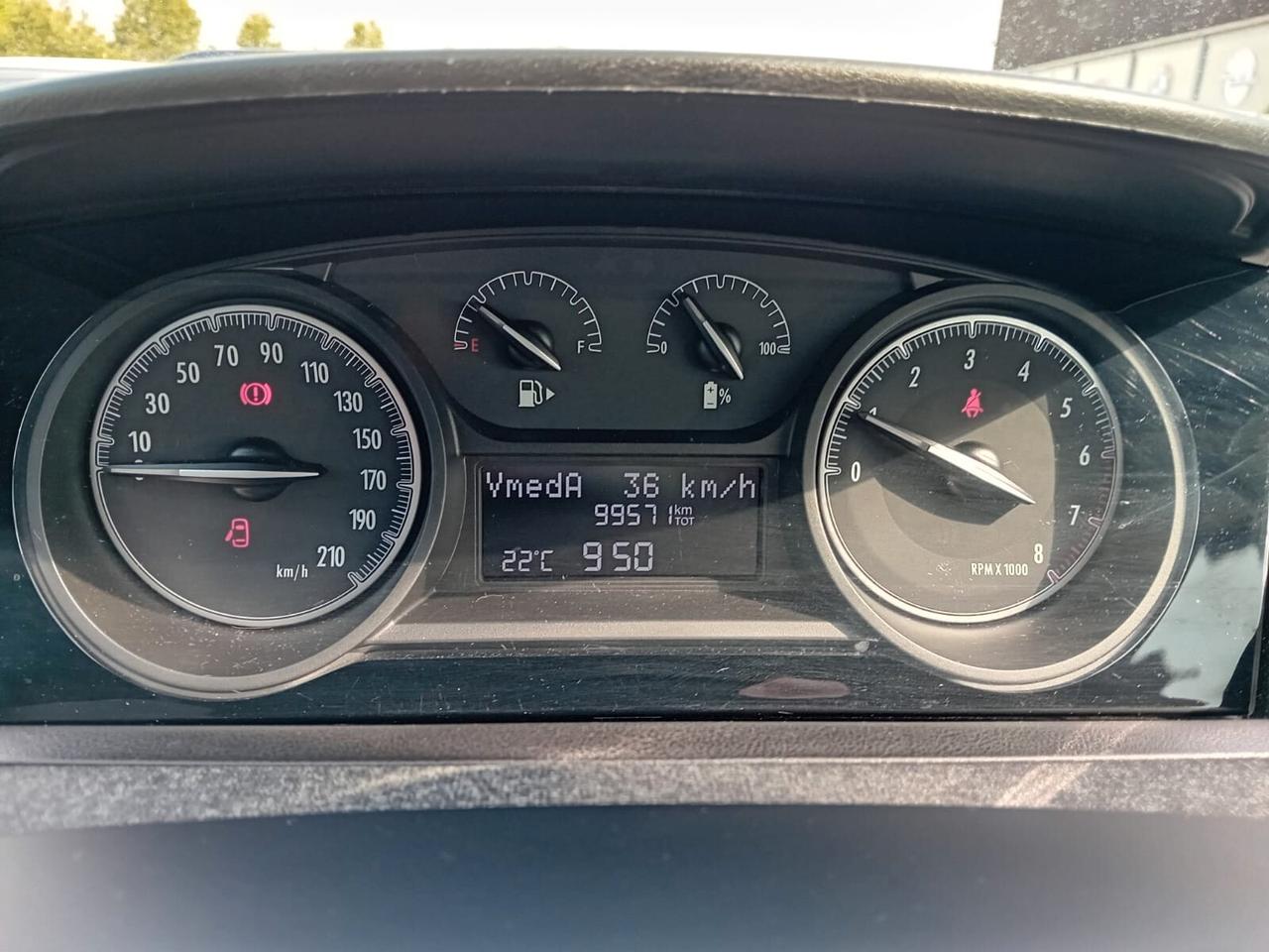 Lancia Ypsilon 1.0 firefly hybrid Silver