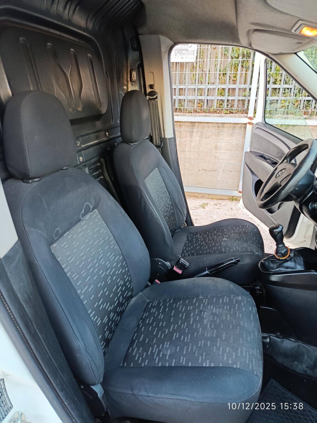 Opel Combo 1.3 CDTi 90CV PL-TN Blitz N1