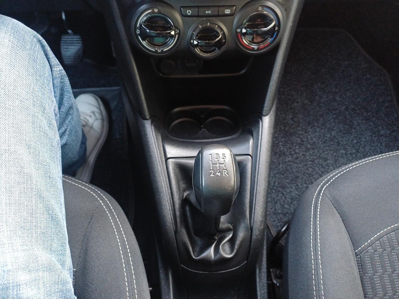 Peugeot 208 PureTech 82 5 porte Allure