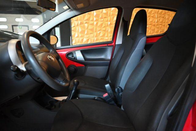 TOYOTA Aygo 1.0 12V VVT-i 5 porte ACTIVE COME NUOVA GARANZIA!!