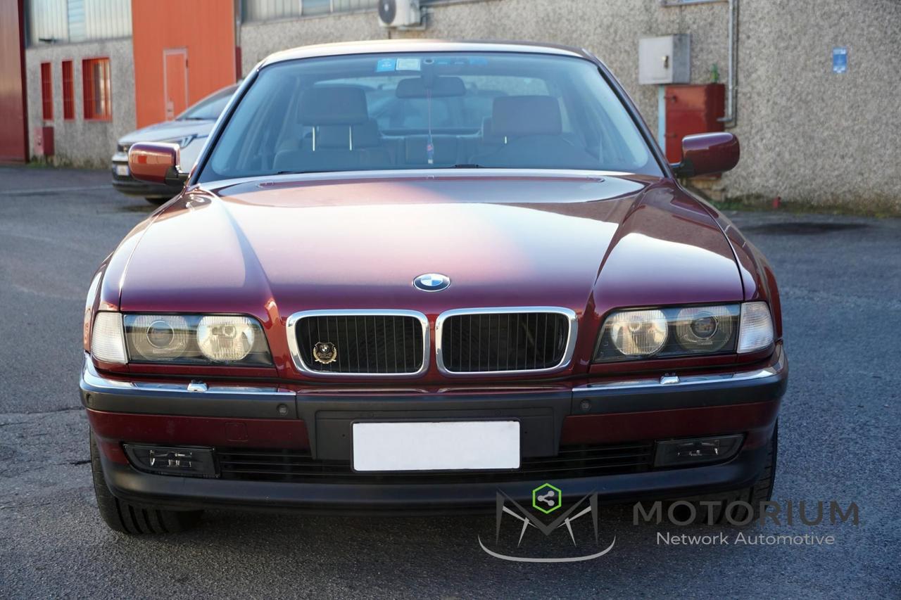 BMW 740 iL E38 V8 286CV LUNGA - 1994 - ISCRITTA ASI